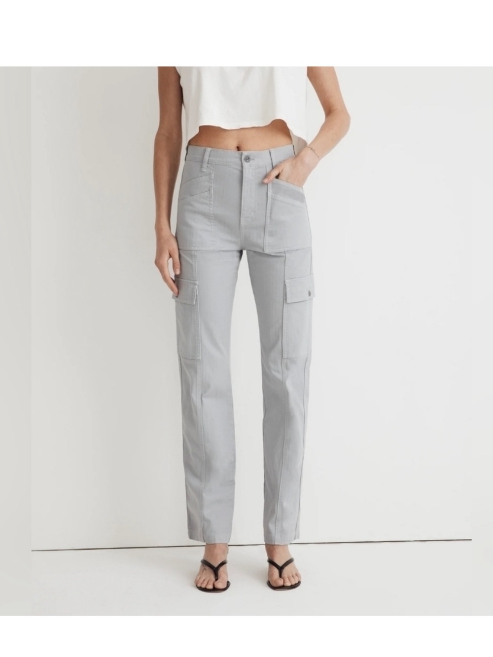 Madewell Straight Cargo Pants in Light Gray